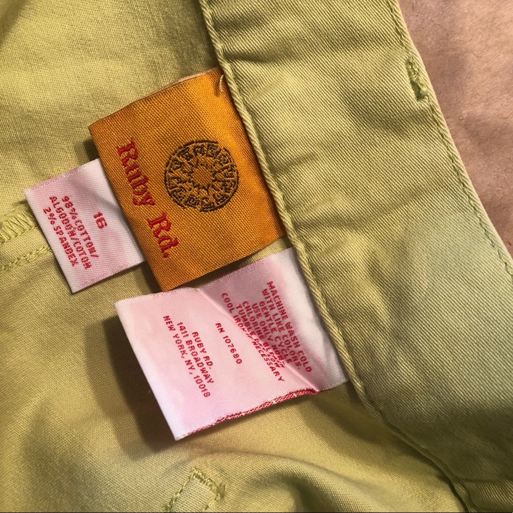Size 16 lime colored shorts - Picture 5 of 5